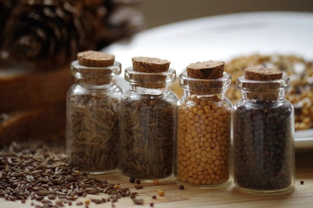 Cork Spice Vial Set