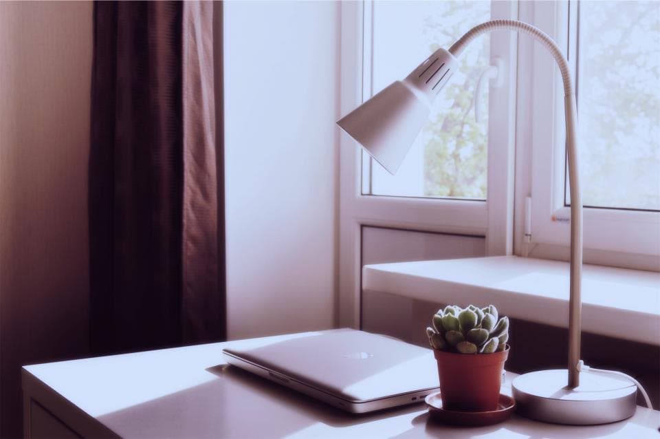 Gooseneck LED Desk Lamp